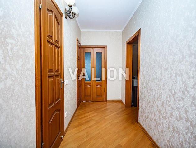 Продается 3-х комнатная квартира, в Деснянском районе, Троещина, ул. Лесковская 24