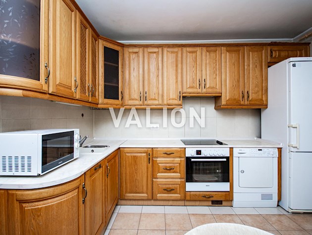 Продается 3-х комнатная квартира, в Деснянском районе, Троещина, ул. Лесковская 24