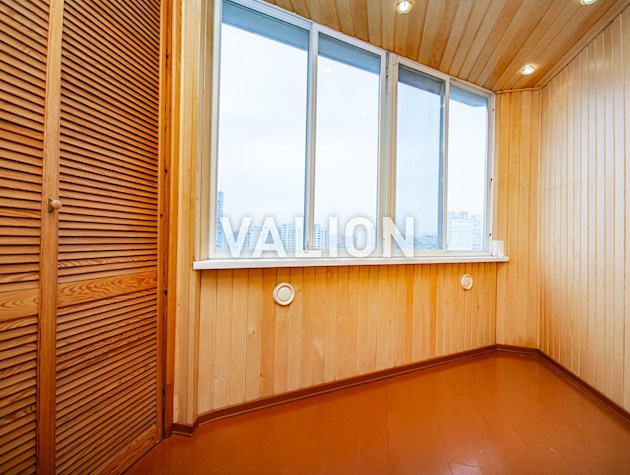 Продается 3-х комнатная квартира, в Деснянском районе, Троещина, ул. Лесковская 24