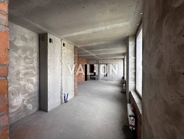 Продажа трехкомнатной квартиры 99,48 м² в ЖК «Новый Автограф» в Днепровском районе Киева