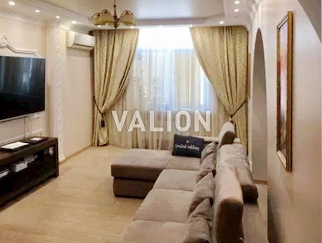 Позняки, Драгоманова 40е, 3-х кімнатна квартира Позняки