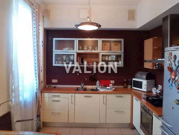 Продажа 3-комнатной квартиры на ул. Павла Загребельного, 28