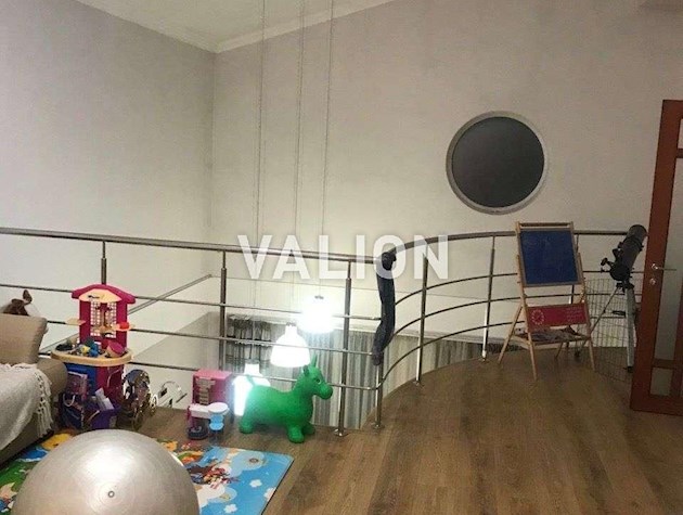 Продаж 3-кімнатної квартири по вул.Дмитрієвська, 9/11