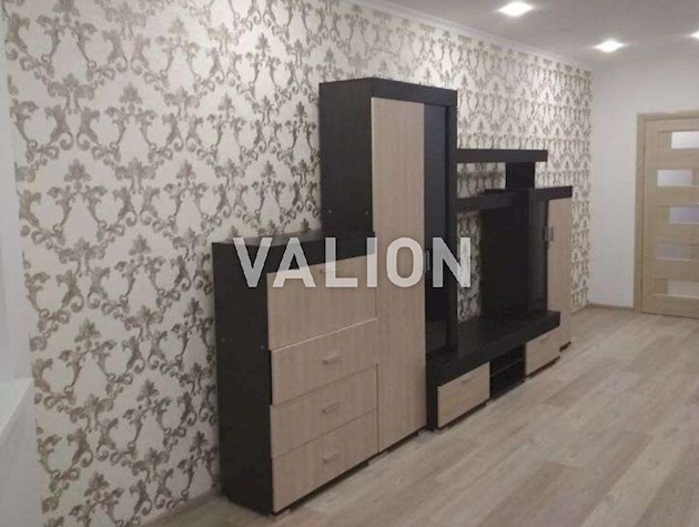 Продаж 1-к квартири Харківське шосе 19б