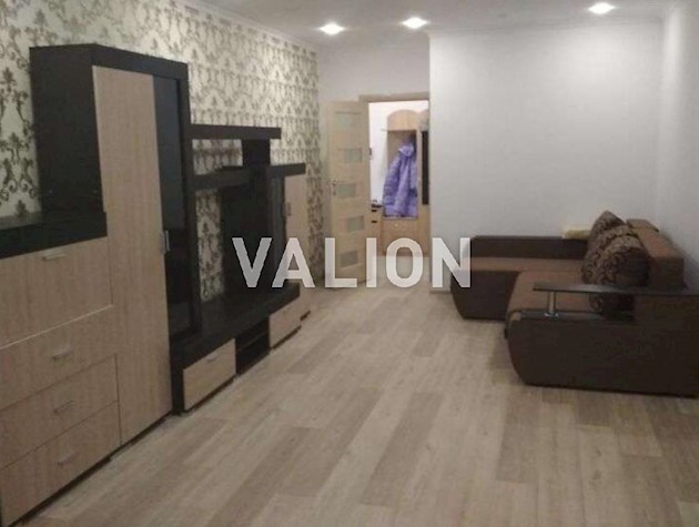 Продаж 1-к квартири Харківське шосе 19б