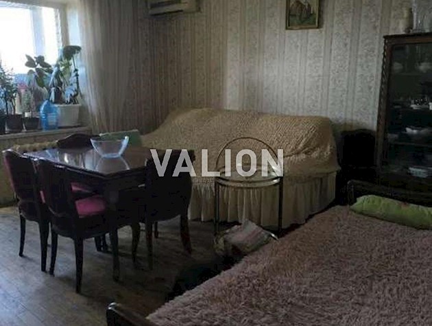 Продажа 4-комнатной квартиры на ул. Дачная, 53.