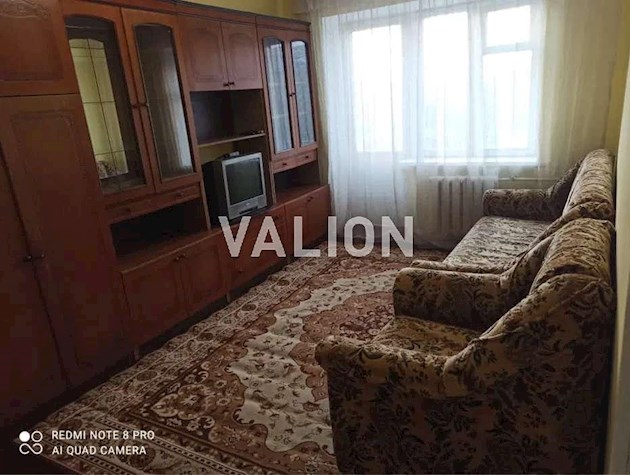 Продажа 2-комнатной квартиры по просп.Науки, 33