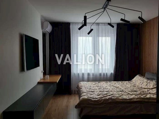 Продається 2-к квартира Ясинуватський пров.11, Голосіївський район