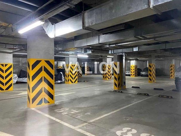 Продажа 3-к квартиры ул.Кадетский Гай 10, ЖК Медовый Соломенский район