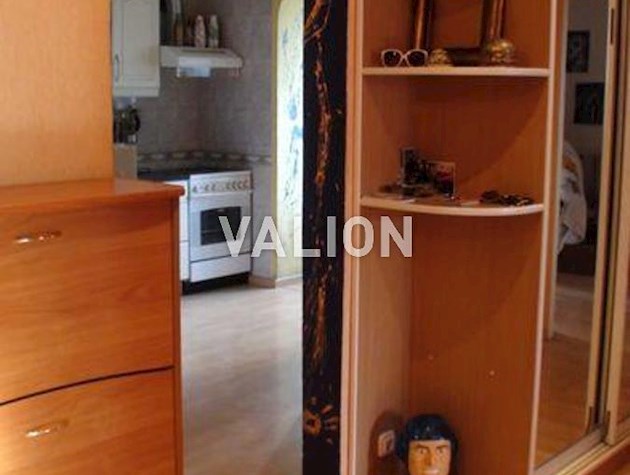 Продажа 4-х комнатной квартиры с ремонтом, ул. Кошица 9, метро Позняки