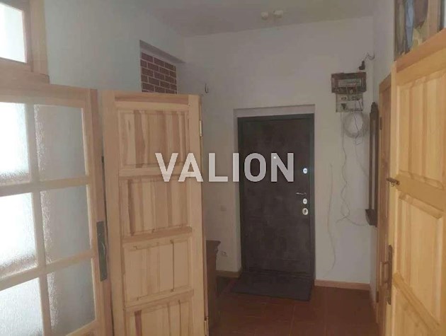 Продаж 1к. квартири вул. Кирило-Мефодіївська,10