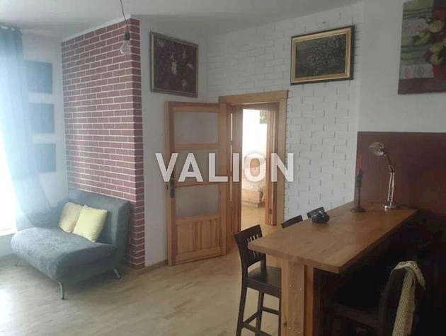 Продаж 1к. квартири вул. Кирило-Мефодіївська,10