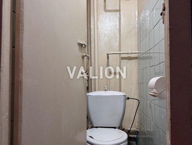 Продажа светлой 2-комнатной квартиры в тихом и уютном районе, расположенная на улице Василия Липковского.