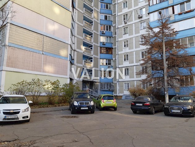 Продается 3к квартира 79 кв.м, пр-т Петра Григоренко 11А