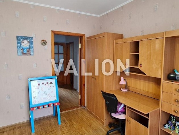 Продается 3к квартира 79 кв.м, пр-т Петра Григоренко 11А