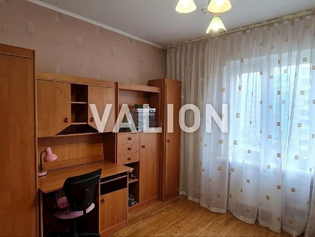 Продается 3к квартира 79 кв.м, пр-т Петра Григоренко 11А