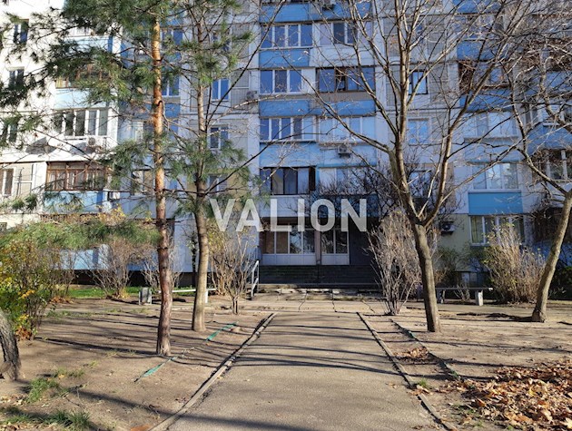 Продается 3к квартира 79 кв.м, пр-т Петра Григоренко 11А