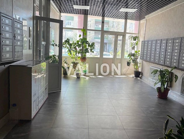 Продаж 2к квартири. вул Радунська 8/13, Троєщина, Деснянський рн., Лівий берег.