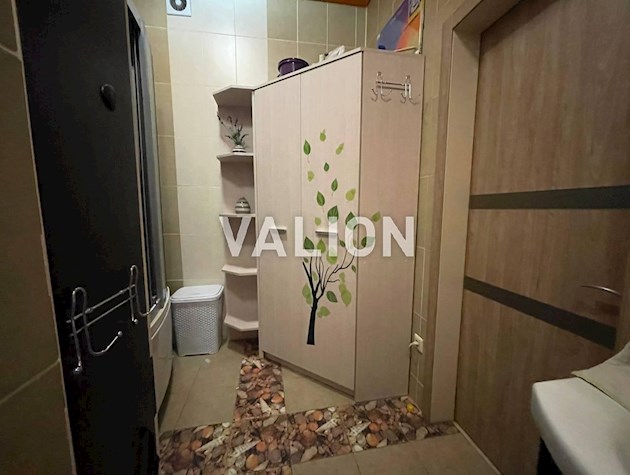 Продаж 2к квартири. вул Радунська 8/13, Троєщина, Деснянський рн., Лівий берег.