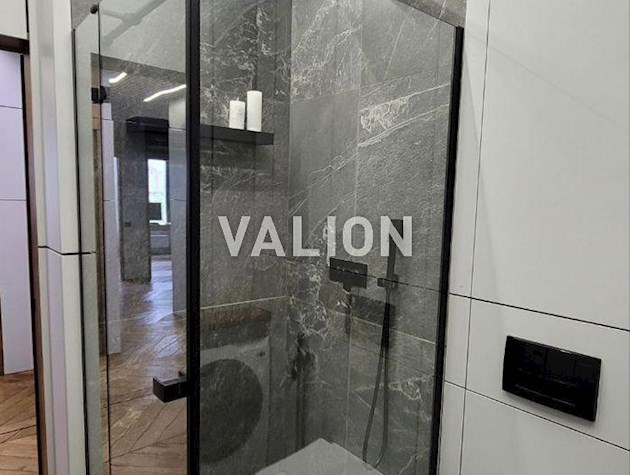 Продажа 2-комнатной квартиры в ЖК Метрополия Дарница