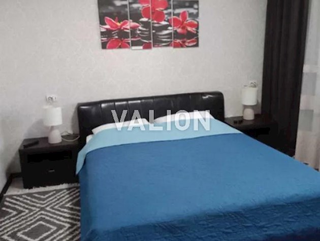 Продажа квартиры с ремонтом, Виноградарь, ул. Н. Ужвий 8