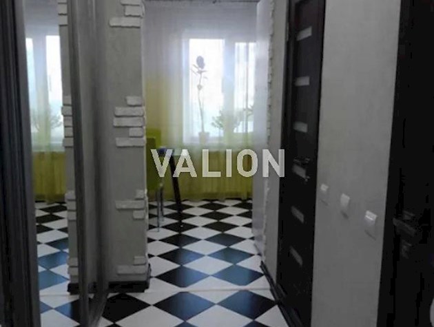 Продажа квартиры с ремонтом, Виноградарь, ул. Н. Ужвий 8