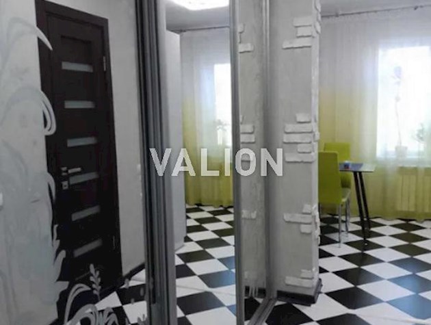 Продажа квартиры с ремонтом, Виноградарь, ул. Н. Ужвий 8