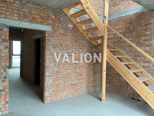 Продажа 3-комнатной двухуровневой квартиры в ЖК Rybalsky