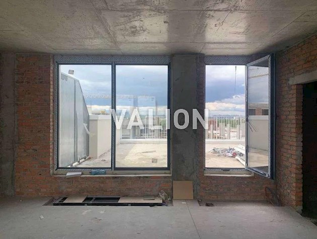 Продажа 3-комнатной двухуровневой квартиры в ЖК Rybalsky