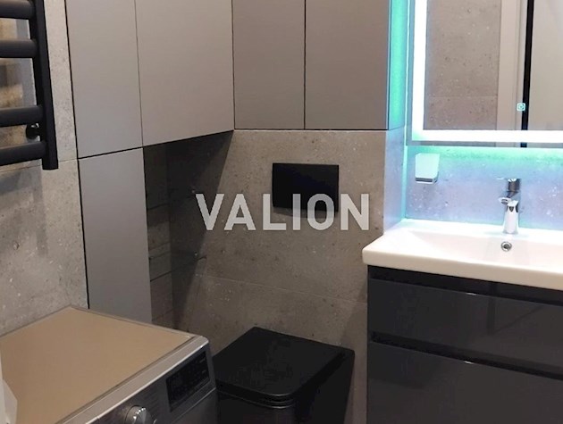 Без комиссии. Продажа 1-к квартиры 47 м2 в ЖК OK`Land, Соломенский рн, правый берег