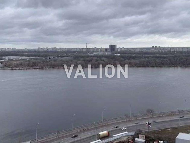 Продаж 1-к квартири вул. Набережно-Рибальська 27