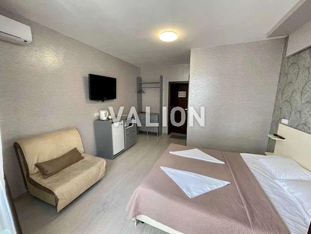 Продается 2-комнатная квартира на ул. Драгоманова, 2А