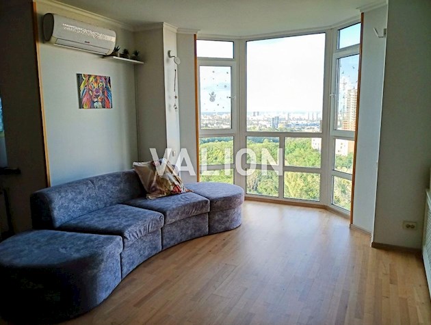 Продажа 3-комнатной двухуровневой квартиры в ЖК Герцен-Парк