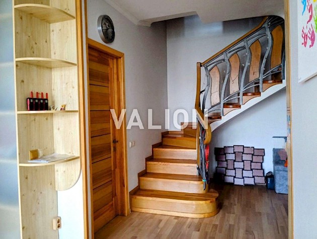 Продажа 3-комнатной двухуровневой квартиры в ЖК Герцен-Парк