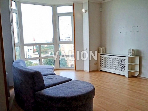 Продажа 3-комнатной двухуровневой квартиры в ЖК Герцен-Парк