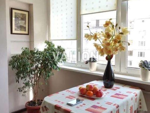 Продам 3-к квартиру ул. Княжеский Затон 5