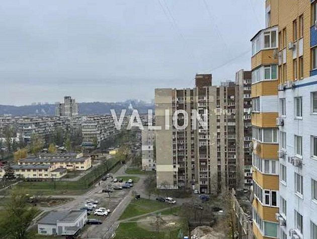 Продажа 3-комнатной квартиры по просп.Тычины Павла, 16/2