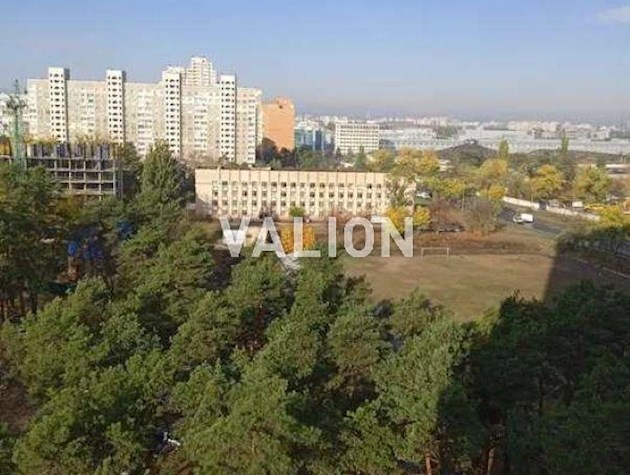 Продаж 3-к квартири вул.Бориспільська 40 Дарницький район