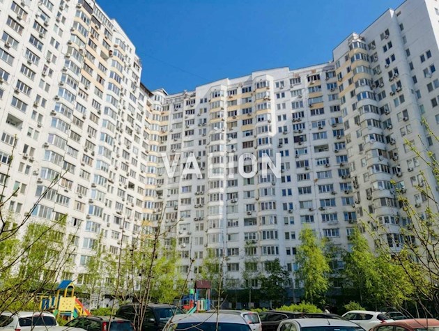 Продажа 2-комнатной квартиры по просп.Бажана Николая, 14