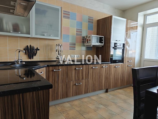 Продажа 2-комнатной квартиры по просп.Бажана Николая, 14