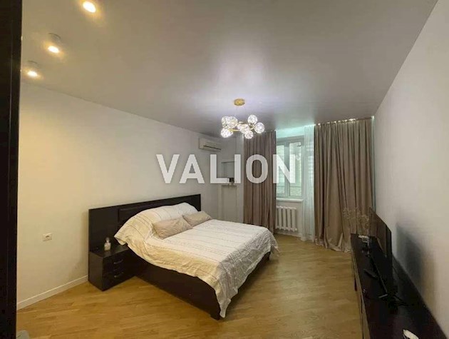 Продажа 2-комнатной квартиры по просп.Бажана Николая, 14