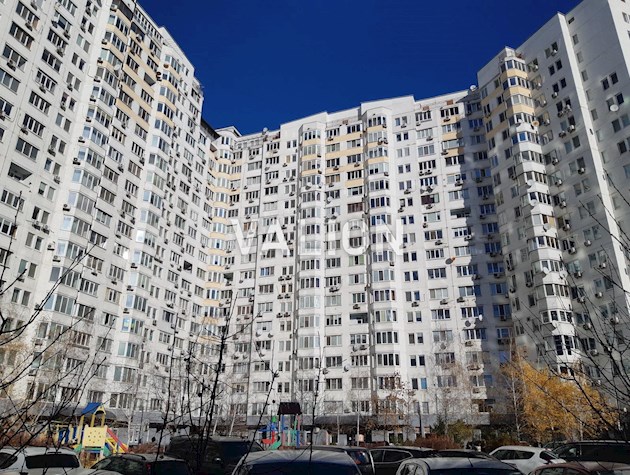 Продажа 2-комнатной квартиры по просп.Бажана Николая, 14