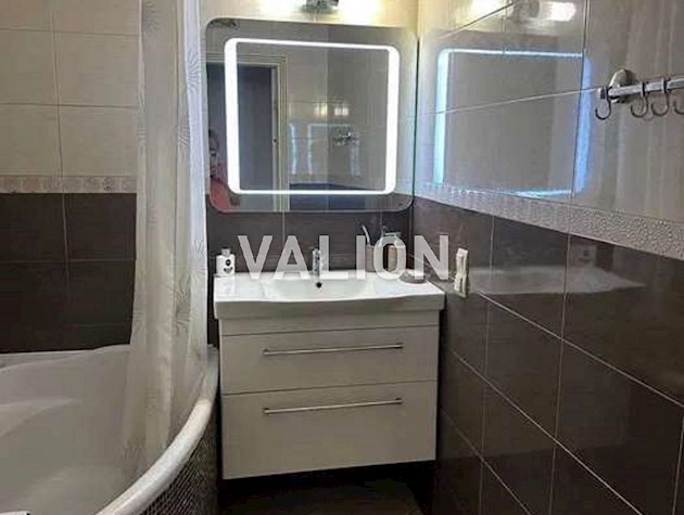 Продаж 2-кімнатної квартири по вул.Бородіна Інженера (Лазо Сергія), 6а