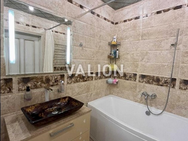 Продаж 2-кімнтної квартири по просп.Науки, 80а/73