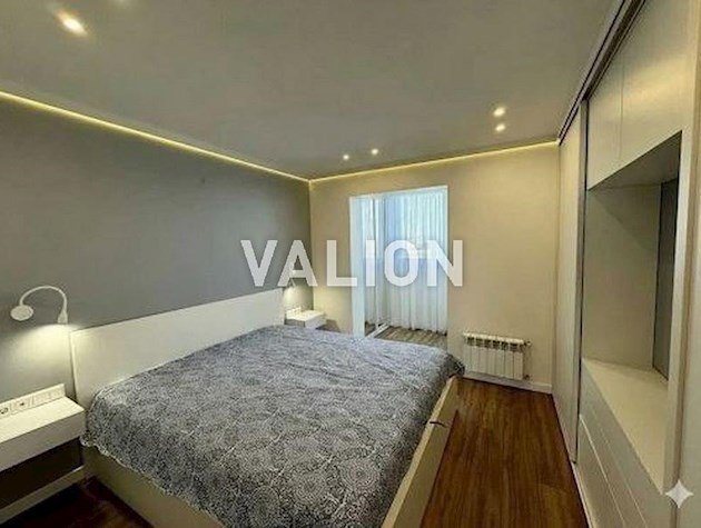 Продаж 3-к квартири, вул. Юлії Здановської 34а ЖК Амурский, Голосіївський район, Правий берег