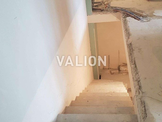 Продажа 3-комнатной квартиры по ул.Коломыйский, 17/31а