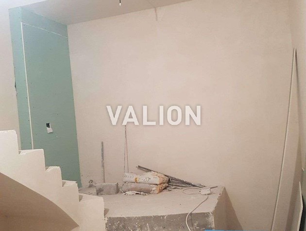 Продажа 3-комнатной квартиры по ул.Коломыйский, 17/31а