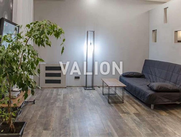 Продаж 2-кімнатної квартири на вул.Прорізна, 21. Центр.