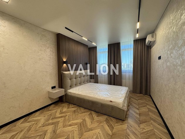 Продажа 1ком.квартиры Шевченковский район. проспект Берестейский дом 11 в ЖК Manhattan city