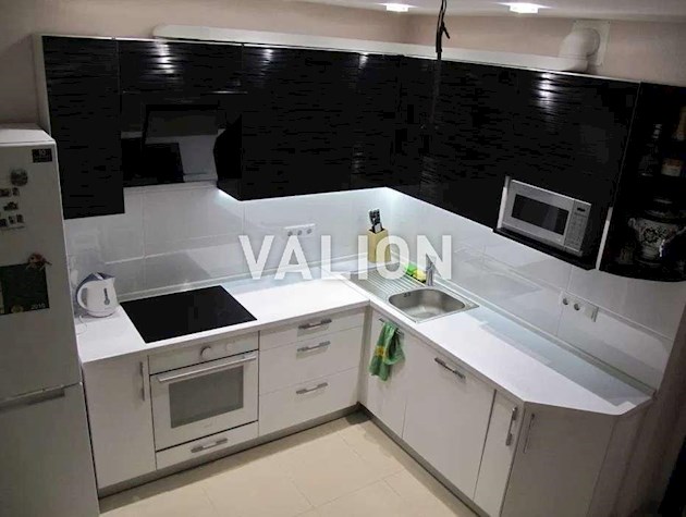 Продажа 3-к квартиры ул. Хорольская 1а